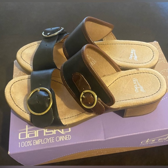 Shoes - Dansko Lenny Black full grain sandals
